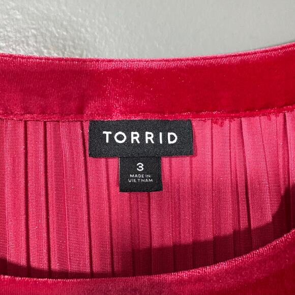 Torrid Red Velvet Whimysgoth Pleated Goddess Tank - 3 (3X) - Women's Plus Size - Picture 4 of 6